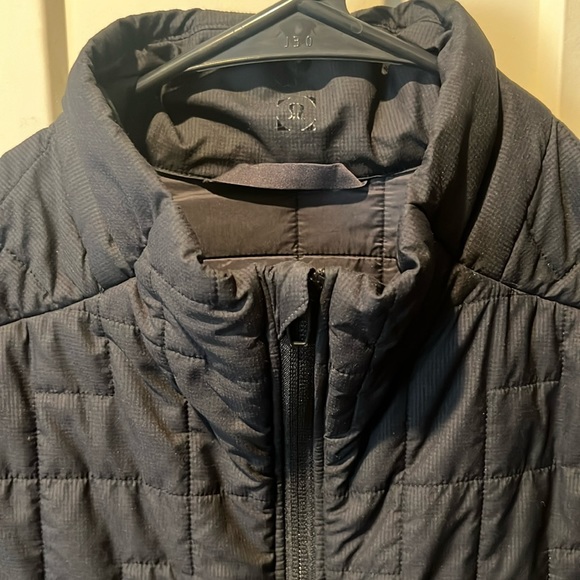 lululemon athletica Jackets & Blazers - Lululemon light puffer excellent condition